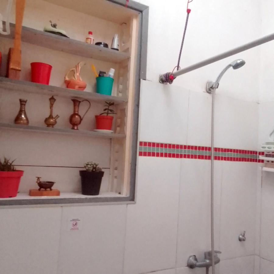 Habitación en casa particular Puerto Del Buceo, En Apartamento Compartido
